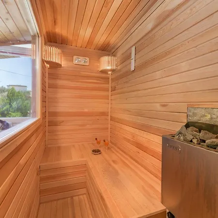 Ferienhaus Luxury With Pool And Sauna In *