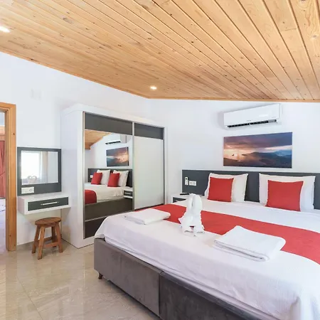 Luxury With Pool And Sauna In Kalkan