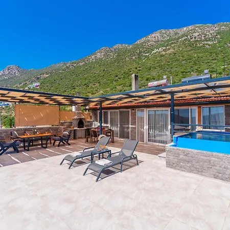 Ferienhaus Luxury With Pool And Sauna In