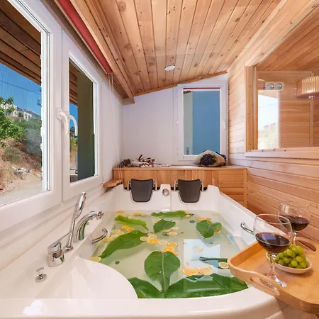 度假居 Luxury With Pool And Sauna In *