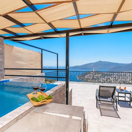 Luxury With Pool And Sauna In *